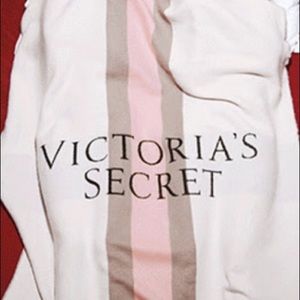 NEW Victoria’s Secret blanket